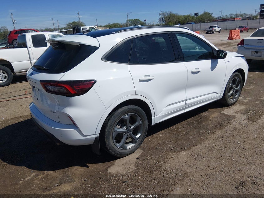 2023 FORD ESCAPE 1.5L I-3 DI, DOHC, V(VIN: 1FMCU9MN2PUB39007
