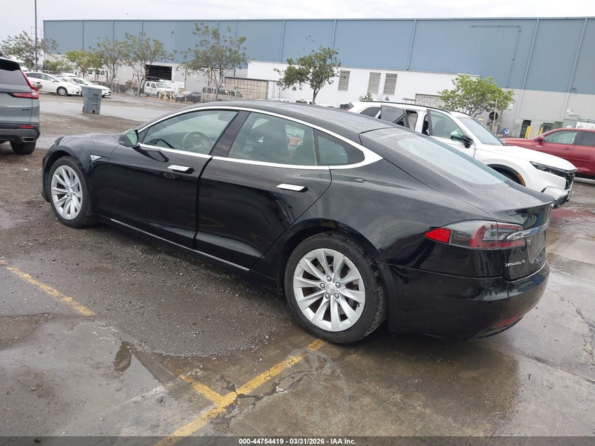 Vin: 5yjsa1e18gf156909, lot: 45251614, tesla model s 60/70/75/85 20163