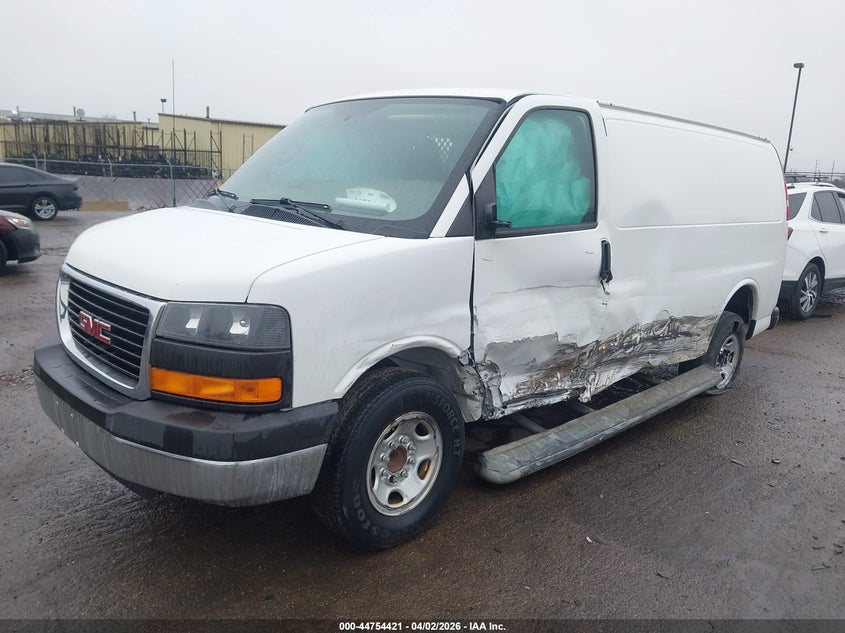 2016 GMC Savana 2500 1Wt