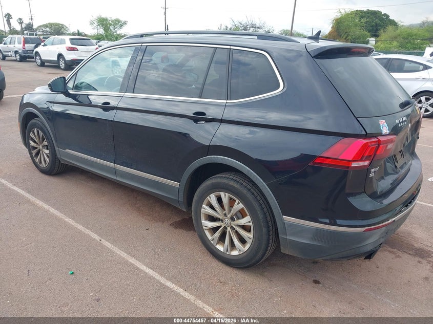 2018 VOLKSWAGEN TIGUAN auction photo 3