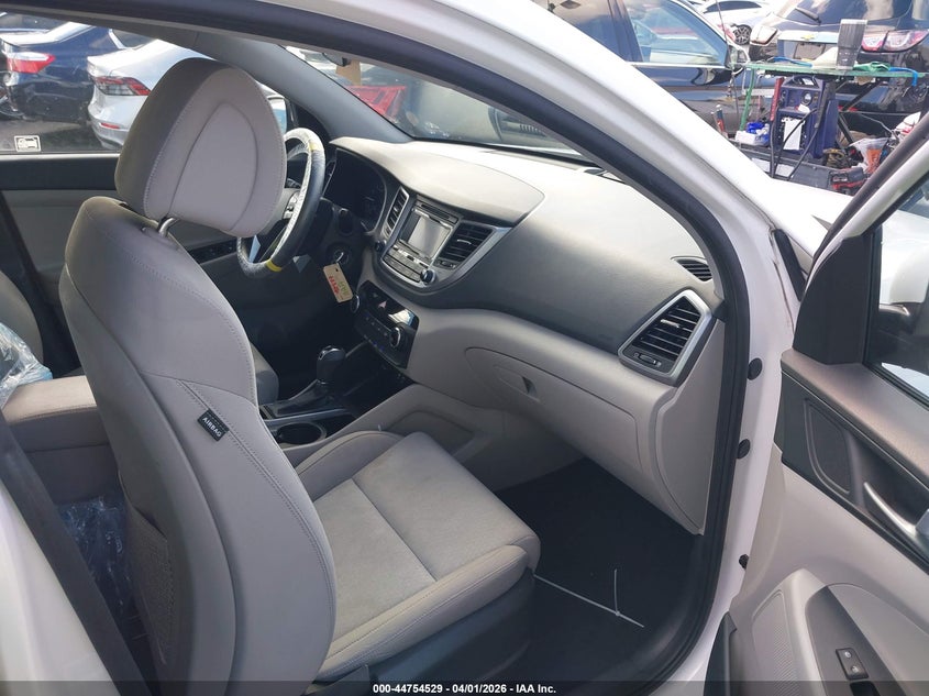 2016 Hyundai Tucson Se