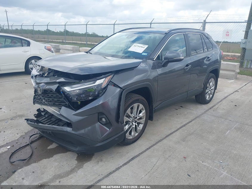 2025 Toyota Rav4 Xle Premium