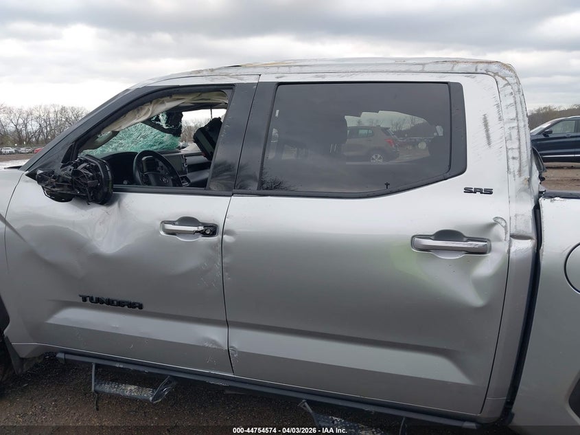 2022 Toyota Tundra Sr5 VIN: 5TFLA5DB1NX040976 Lot: 44754574