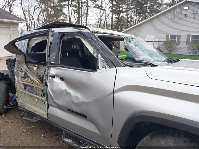 2022 Toyota Tundra Sr5 VIN: 5TFLA5DB1NX040976 Lot: 44754574