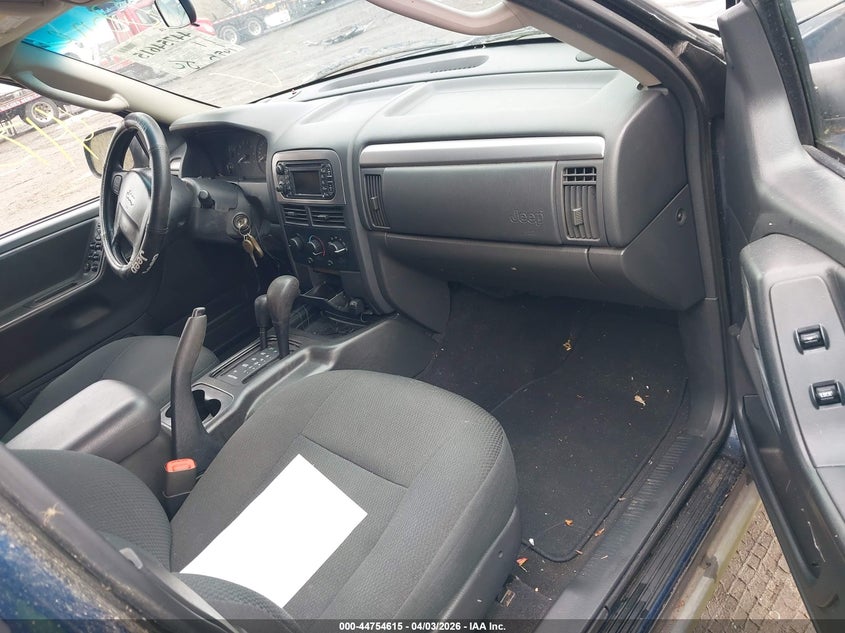 2002 Jeep Grand Cherokee Laredo