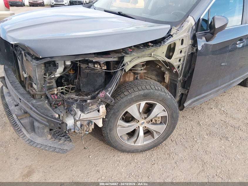 2020 Subaru Ascent Premium VIN: 4S4WMACDXL3479805 Lot: 44754667