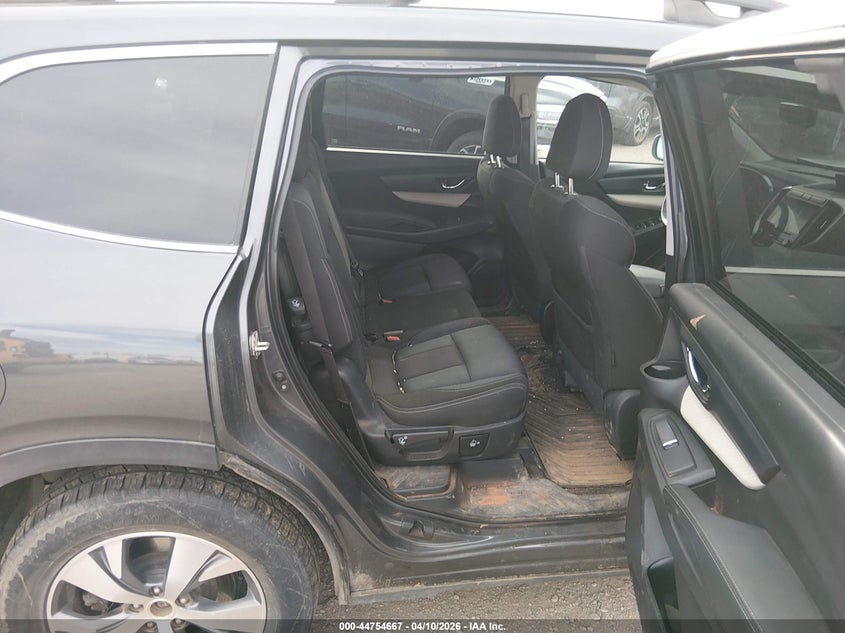 2020 Subaru Ascent Premium VIN: 4S4WMACDXL3479805 Lot: 44754667