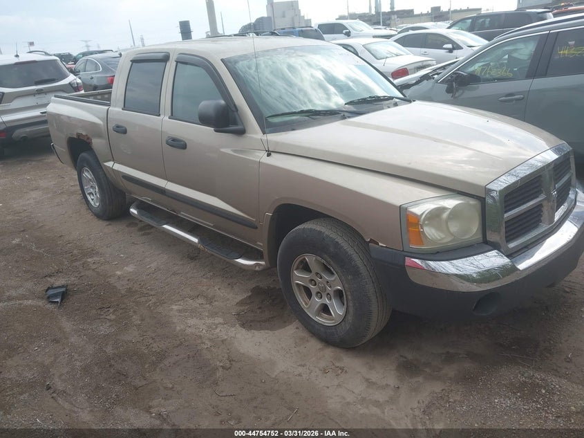 2005 Dodge Dakota Slt