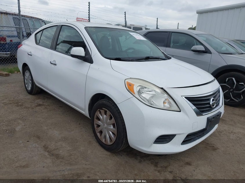 2012 Nissan Versa 1.6 Sv