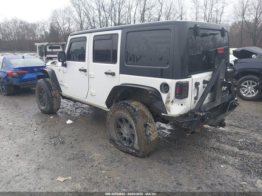 2016 Jeep Wrangler Unlimited Sahara