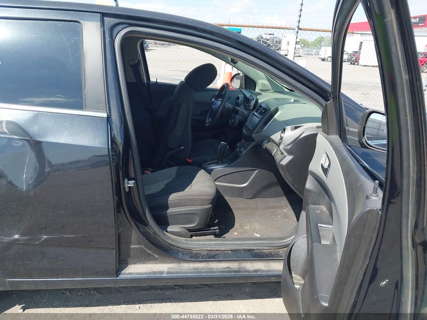 2014 Chevrolet Sonic Lt Auto