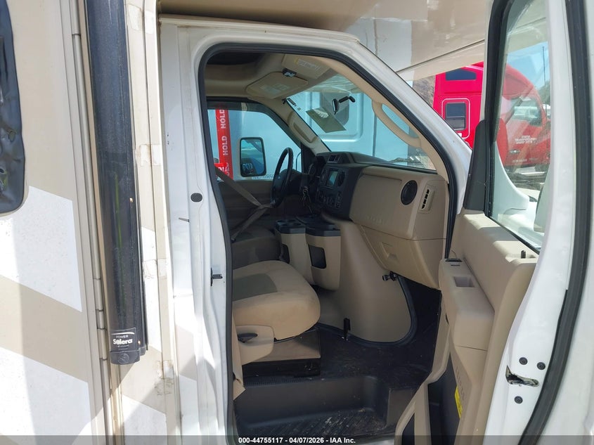 1FDXE4FS3JDC05995 2018 Ford Econoline Cutaway Brown