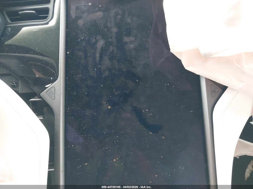 2020 Tesla Model X Long Range Dual Motor All-Wheel Drive/Long Range Plus Dual Motor All-Wheel Drive VIN: 5YJXCBE25LF282282 Lot: 44755185