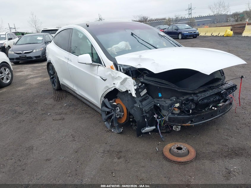 2020 Tesla Model X Long Range Dual Motor All-Wheel Drive/Long Range Plus Dual Motor All-Wheel Drive