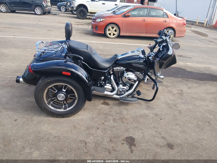 2015 Harley-Davidson Flrt Free Wheeler VIN: 1HD1MCM19FB852503 Lot: 44755538