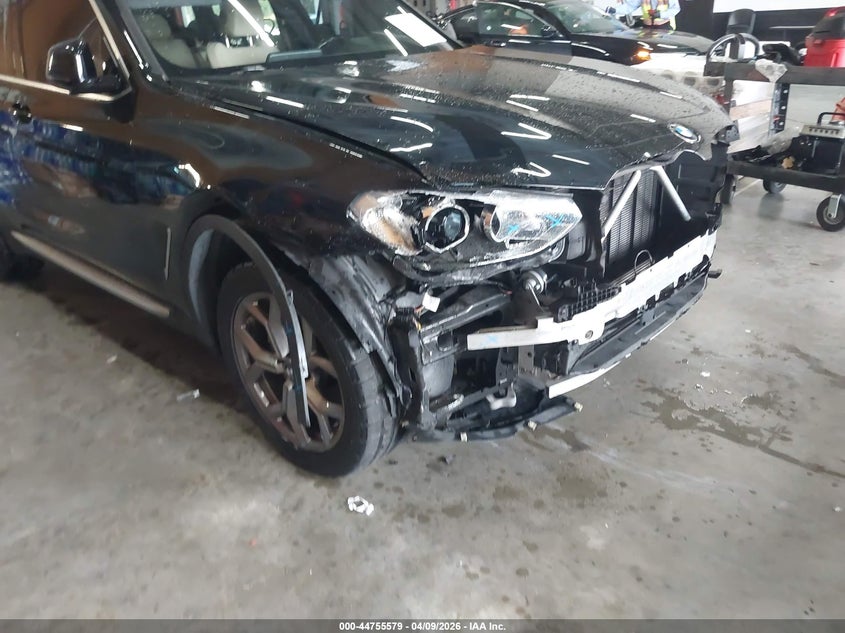 2021 BMW X3 2.0 Sdrive30I black Lot 111044755579 Vin 5UXTY3C08M9D79917