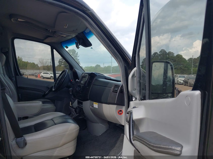 2017 Mercedes-Benz Sprinter 2500 Standard Roof V6