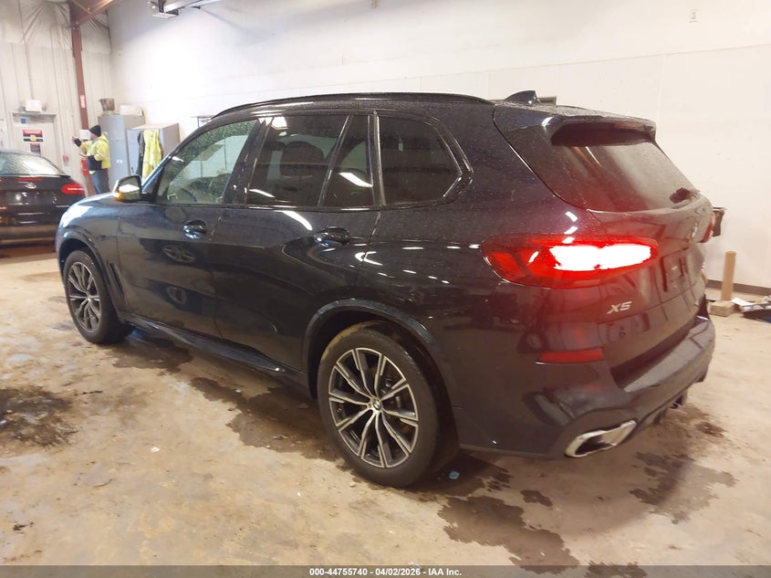 2022 BMW X5 xDrive40I