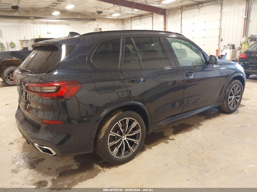 2022 BMW X5 xDrive40I