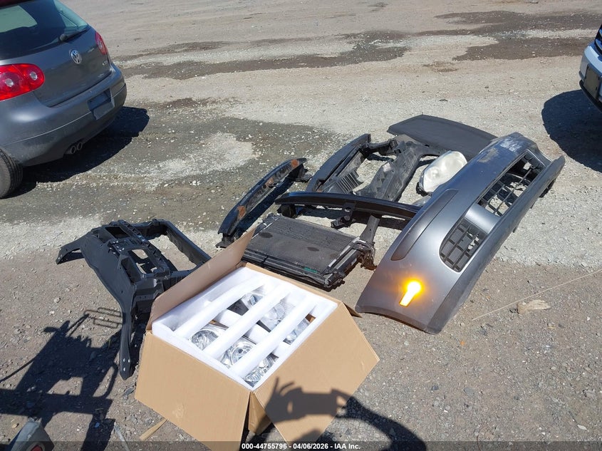 2007 Volkswagen Rabbit 2-Door VIN: WVWBS71K37W251968 Lot: 44755796