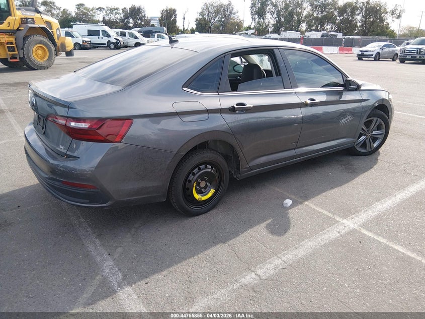 2024 VOLKSWAGEN JETTA auction photo 4