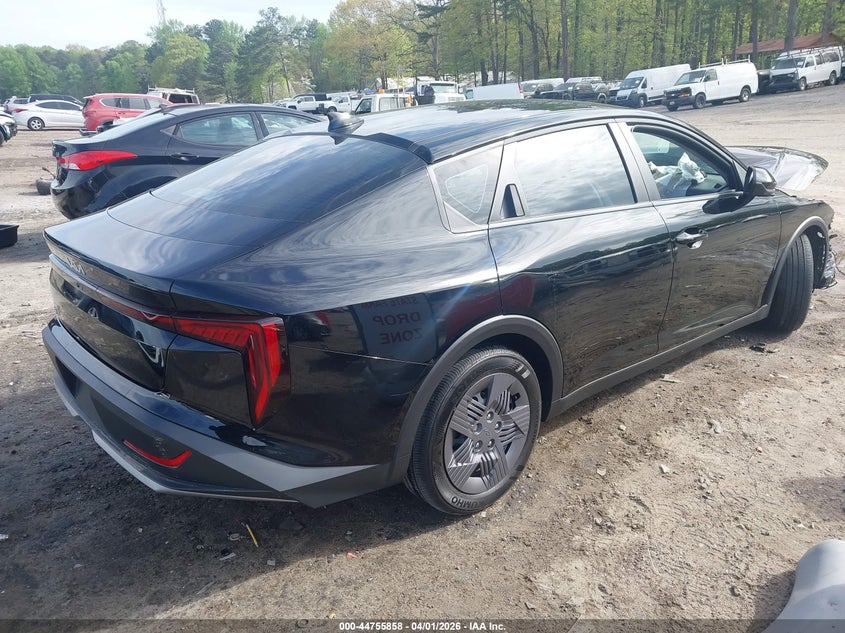 Vin: 3kpft4de9se136975, lot: 45253053, kia k4 lx 20254