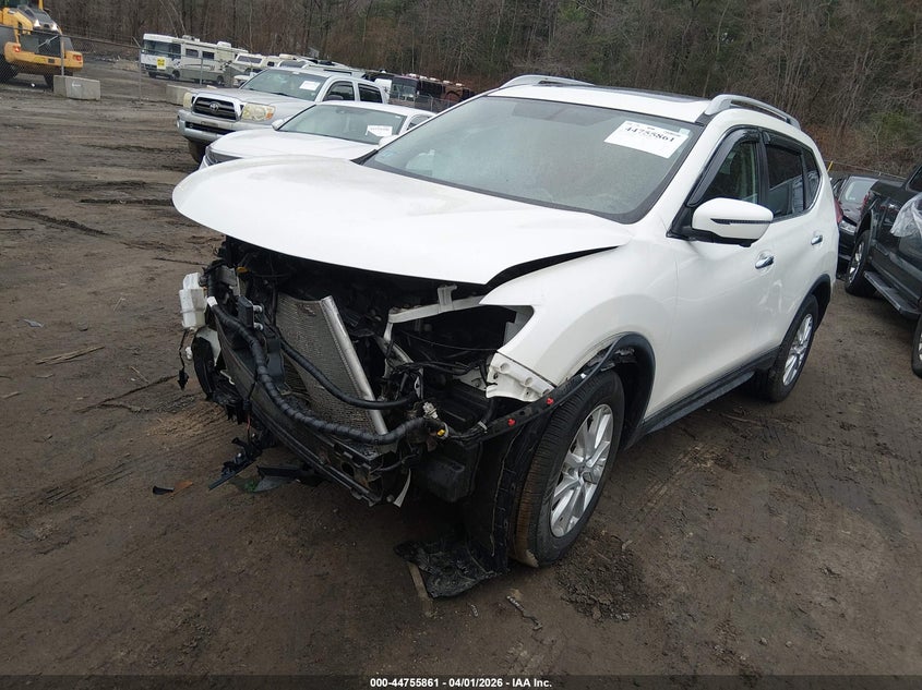2017 Nissan Rogue Sv