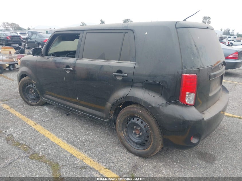Vin: jtlze4fe4fj075343, lot: 45253138, scion xb 20153