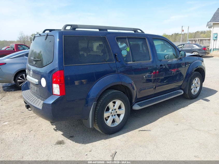 2011 Nissan Pathfinder Sv