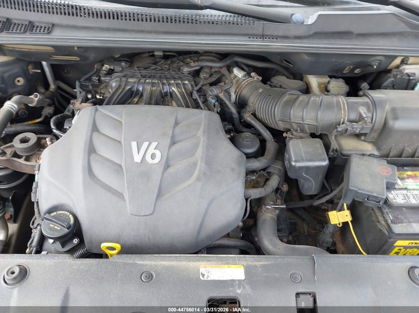 2011 Kia Sedona Lx VIN: KNDMG4C74B6385138 Lot: 44756014