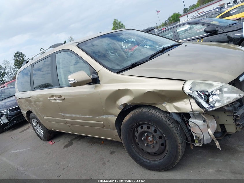 2011 Kia Sedona Lx VIN: KNDMG4C74B6385138 Lot: 44756014