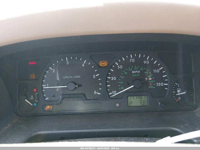 2000 Land Rover Discovery Series Ii Cloth/Series Ii Leather VIN: SALTY1240YA267682 Lot: 44756072