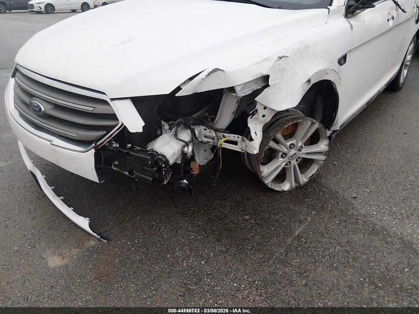 2016 FORD TAURUS auction photo 6