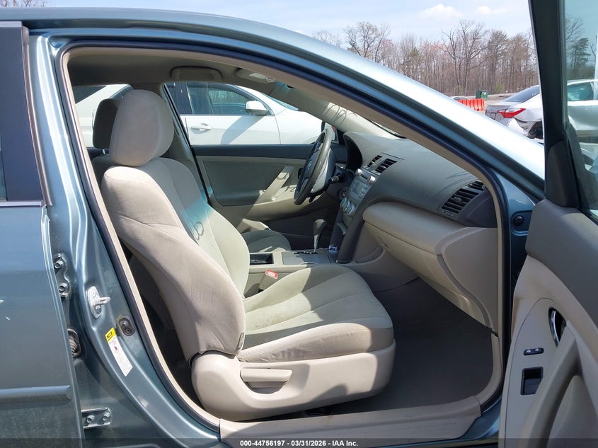2009 Toyota Camry Le
