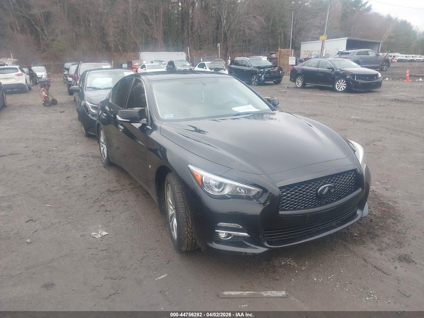 2015 Infiniti Q50 Premium