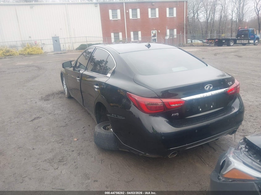 2015 Infiniti Q50 Premium