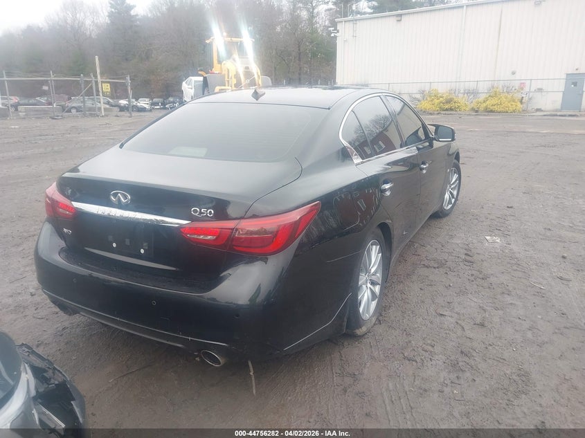 2015 Infiniti Q50 Premium