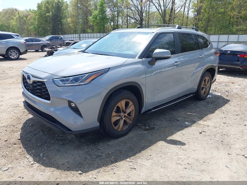 2023 Toyota Highlander Hybrid Xle Bronze