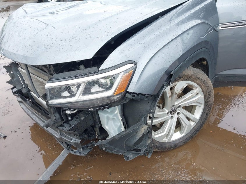 2020 Volkswagen Atlas Cross Sport 3.6L V6 Se W/Technology/3.6L V6 Se W/Technology R-Line VIN: 1V26E2CA9LC217060 Lot: 44756447