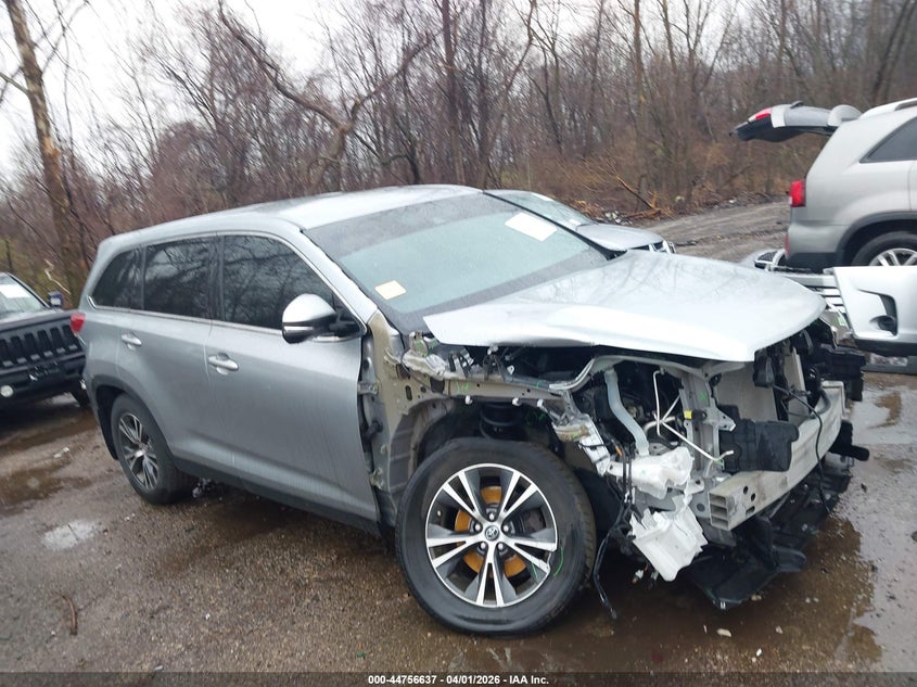 2019 Toyota Highlander Le