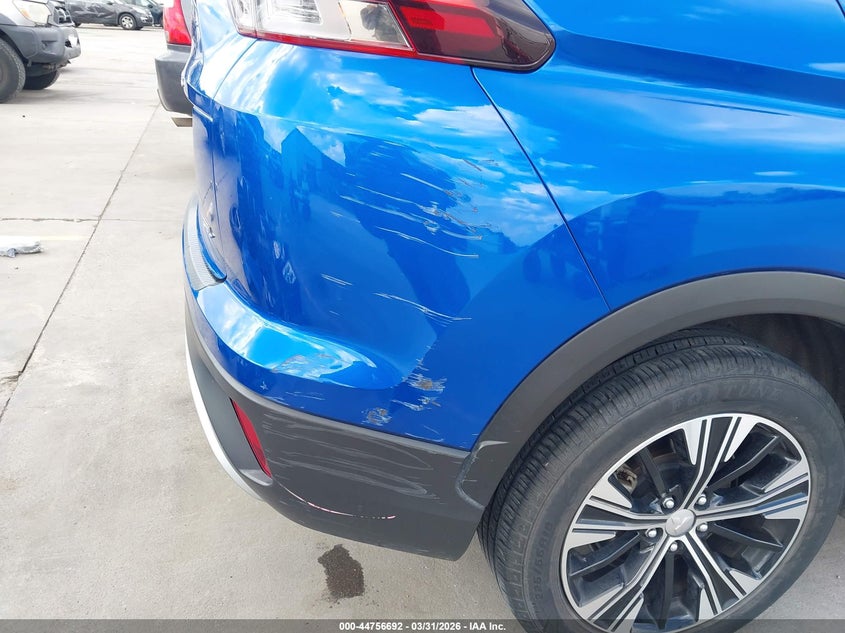 2022 Mitsubishi Eclipse Cross Se/Se Special Edition/Sel/Sel Special Edition VIN: JA4ASWAA3NZ063888 Lot: 44756692