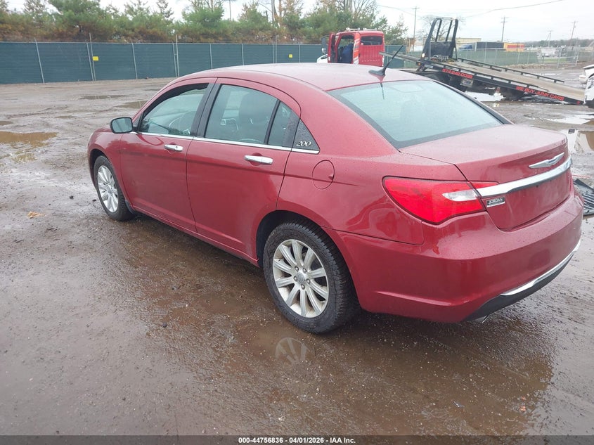 2013 Chrysler 200 Limited
