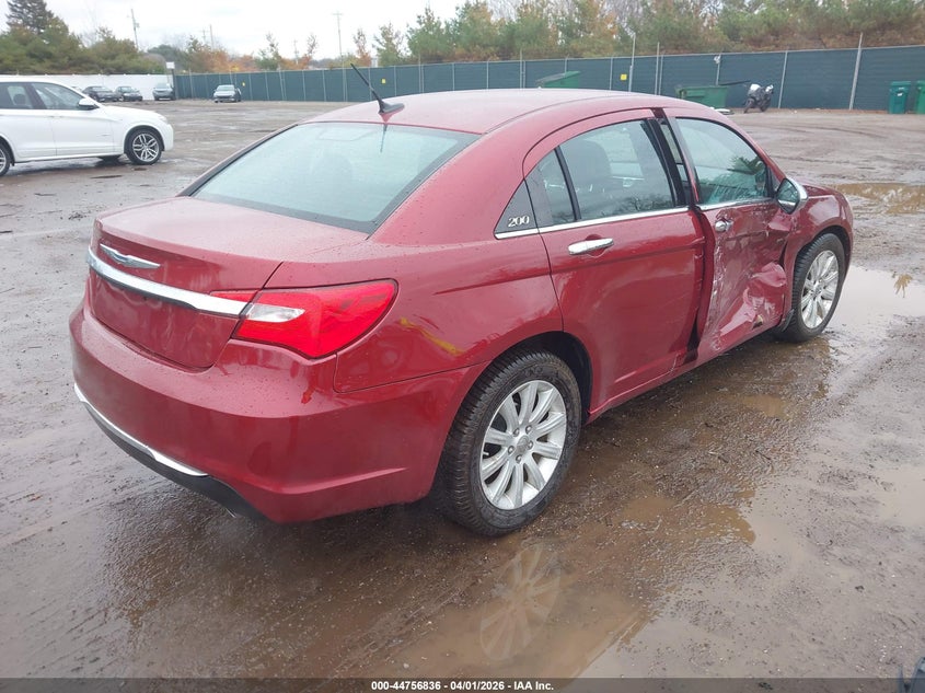 2013 Chrysler 200 Limited