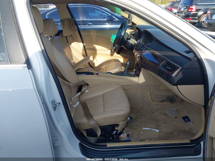 2007 BMW 525I
