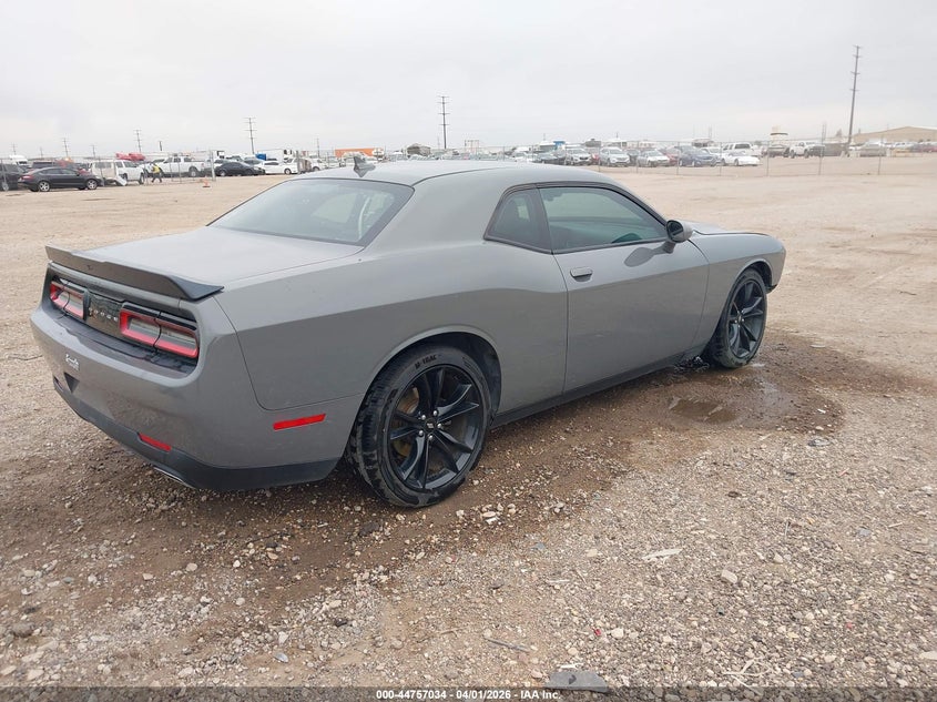 Vin: 2c3cdzag2jh311464, lot: 45254229, dodge challenger sxt plus 20184