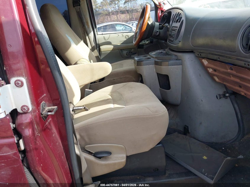 2004 Ford E-350 Super Duty Xl/Xlt