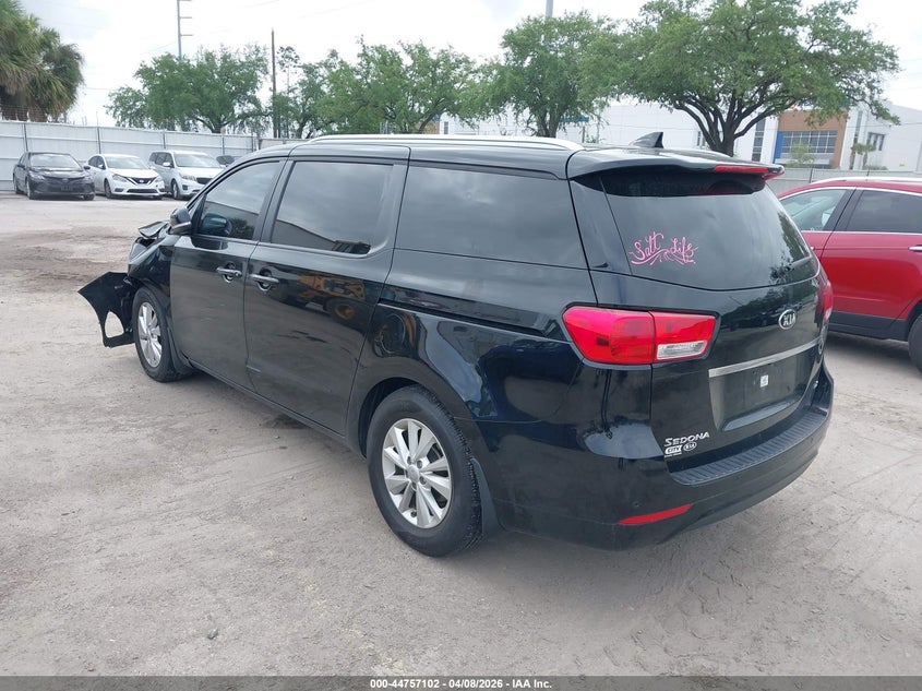2017 Kia Sedona Lx