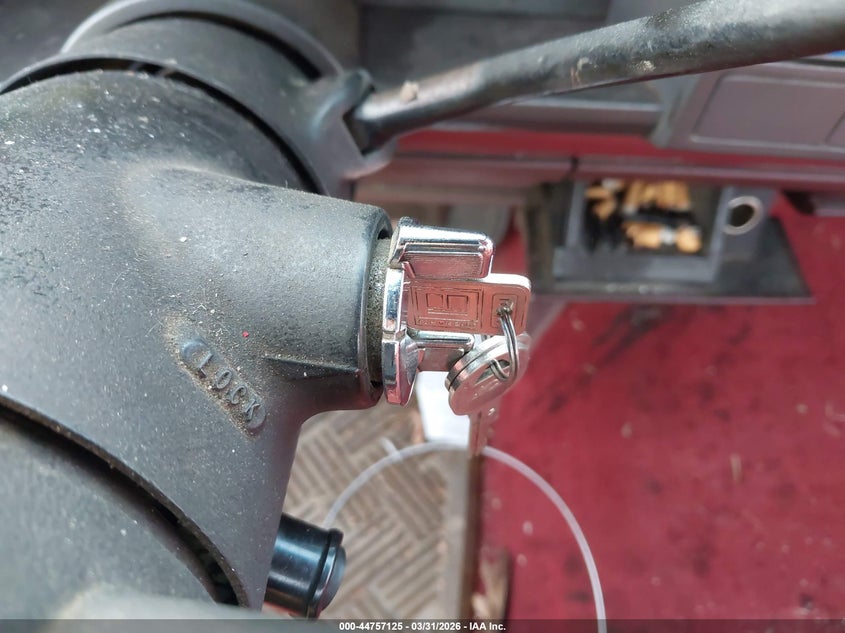 1990 GMC Sierra C1500 VIN: 1GTDC14H2LE546630 Lot: 44757125