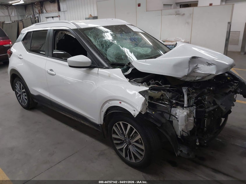 2024 Nissan Kicks Sv Xtronic Cvt