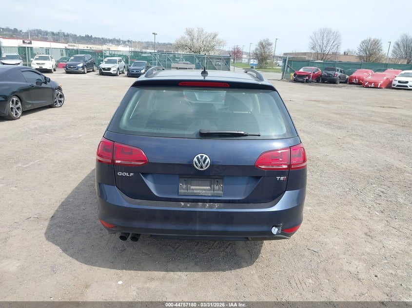 2015 Volkswagen Golf Sportwagen Tsi Se 4-Door VIN: 3VWC17AU7FM512314 Lot: 44757180